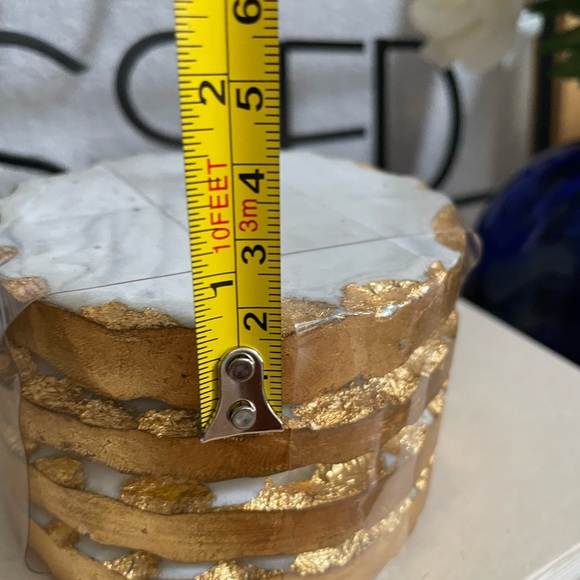 Set of 4 Gold foil marble coasters made in India - Picture 5 of 7